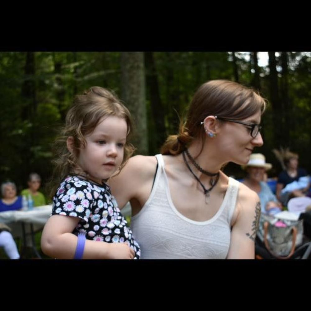 Meet your Posher, Caitie